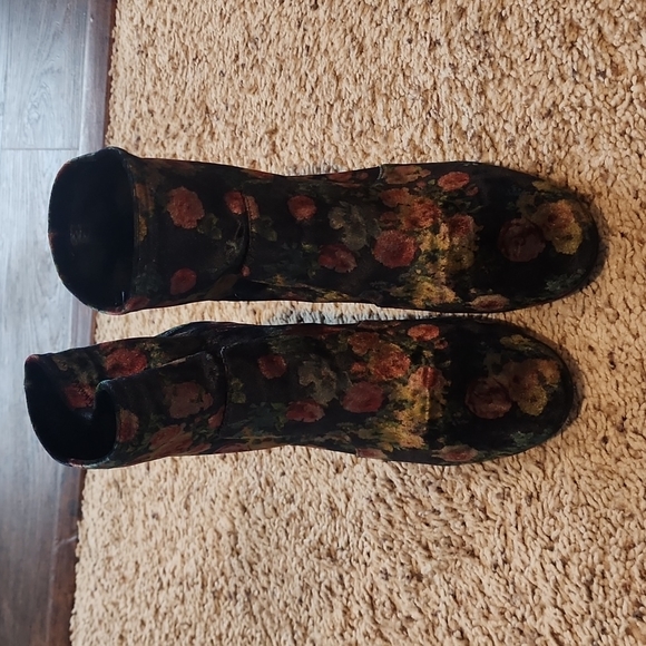 Abound fabric floral boots - Picture 2 of 7
